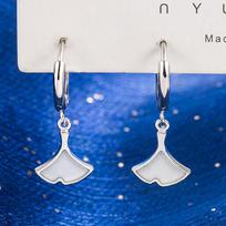 Ginkgo Biloba Earrings, Niche High-end Light Luxury Fashion Natural Ear Jewelry, Women beige