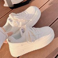 New Platform White Shoes Women's Autumn Milk Whooshing Versatile Niche Shoes Ins Trendy Casual and Comfortable Board Shoes 35 balta