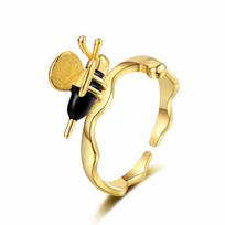 New Fashion Bee Ring Female Animal Earrings Temperament Light Luxury Versatile Necklace Jewelry Set beige