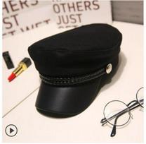 Retro Navy Wool Beret: Versatile British & Korean Style for All Seasons Adjustable
