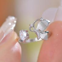 Brushed petal oval zir*****pen ring niche light luxury simple index finger ring versatile temperament high-end jewelry