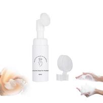 Silikoninis liemenėlių valiklis, skirtas silikoninėms lipnioms liemenėlėms Lipnios liemenėlės valiklis su minkšta šepetėlio galvute 60 ml One Size balta