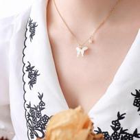 Stainless Steel Butterfly Popular Design Pendant Shell Carving Pearl Necklace Neck Chain Gold For Women Accessories Jewelry