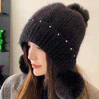 Women's Winter Knit Beanie with Pom-Pom, Warm Thick Polyester, Stretchy, Soft, Cozy, No-Brim Hat for Christmas, ONE SIZE juoda