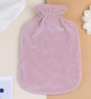 Didelė vandeniu pripildoma moteriška karšto vandens pūslė su vienspalviu flaneliniu užvalkalu, 2000 ml talpa Super soft 1000 cloth cover rožinė