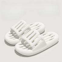 Fashion Slides Flip Flops Bathroom Hollow Shoes for Women Bedroom Sandals Woman Slippers Summer Footwear Small Size Korea Style Non Slip 43-44 beige