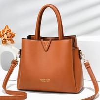 New Women Handbag Fashion Shoulder Crossbody Bag Motorcycle Totes Bags Simple Stylish Killer Bag Portable Handbag Bucket Bag brown