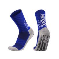 „Du vilkai neslystančios pilkos futbolo kojinės: Vidurio vamzdis, kvėpuojantis, punktyrinis silikonas, sustorėjęs rankšluosčio dugnas Men's one size 39-45