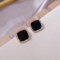 Trend Elegant Pave Circon Geometric Square Stud Auskarai Moteriški mergaičių papuošalai