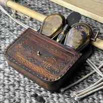 Žalvarinis žiūronas su odiniu dėklu Jūrinis sulankstomas žiūronas Jūrinis šnipinėjimo stiklas teleskopas R J Beck Londonas 1857 žiūronas antikvarinis Reprodukcija