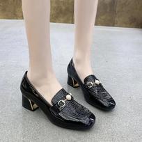 Madingi Zapatos De Mujer Moteriški mieli apvalūs vyno raudoni Aukštos kokybės biuro kvadratiniai aukštakulniai moteriški laisvalaikio juodi seksualūs vakarėlio aukštakulniai 35 juoda