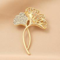 Niche Design Ginkgo Biloba Brooch High-End Sense Diamond-Encrusted Hollow Anti-Light Pin Suit Corsage Jewelry beige