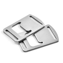 2Pcs Bottle Opener Labor-saving Stainless Steel Outdoor Camping Webbing Buckle Design Bottle Opener Kitchen Tool 2pcs