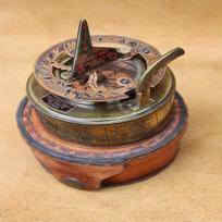 Replica of  Brass Sundial Compass with Leather Case Directional Magnetic Compass Sundial Pocket Compass Navigation Camping, Hiking..