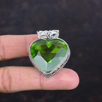 Faceted Peridot Pendant Top Quality Gemstone Jewelry Vintage Handmade Pendant 925 Sterling Silver Pendant Stylish Jewelry Engagement Gifts gray