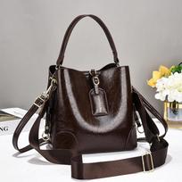 Oil wax leather handbag 2025 new niche high-end large-capacity bag women's shoulder bucket bag kava