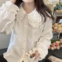 Kawaii nėriniuoti marškinėliai balti Peter Pan apykaklės palaidinės su sodriomis rankovėmis, rudens korėjiečių Lolita Preppy stiliaus mygtukais, mielos viršutinės dalies L balta