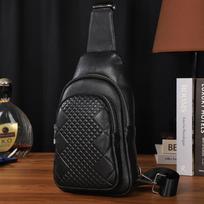 New Top Layer Cowhide Chest Bag, Men's Shoulder Bag, Shoulder Bag, Leather Leisure Backpack, Youth Sports Crossbody Fashion Bag juoda