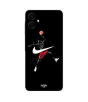 Coque pour Samsung Galaxy A06 nike jordan logo fond noir Maniacase juoda