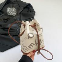 Light Luxury Textured Bag for Women New High-value Large Capacity Bucket Bag Crossbody One-shoulder Fashion Bucket Bag brown