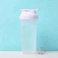 600 ml Sportinis kokteilių puodelis Nešiojamas fitneso puodelis Pieno kokteilių puodelis Baltymų miltelių maišymo puodelis 601-700ml balta