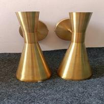 Vidurio amžiaus itališkas žalvarinis Diabolo sieninis šviestuvas – 2 rinkinys brown