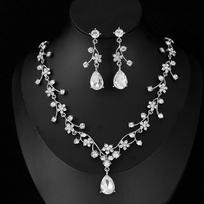 Gorgeous Waterdrop Flower Necklace Set for Women Elegant Choker Necklaces Earring Bridal Wedding Jewelry Sets Fashion black