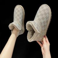 Fashion Fur One Short Boots Women 2024 New Winter Flat Non-slip Plus Cashmere Warm Rhinestones Thickened Cotton Shoes 36 balta