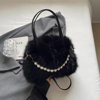 Perlų grandinėlės kailinė moteriška rankinė per petį unikali peties rankinė elegantiška ir madinga premium žiemos nauja gray