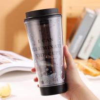 Portable Protein Powder Shaker Bottle Leak Proof Water Bottle for Bar Pub glitter Camping Beer Shaker Cup Luminous Scale 560ML 501-600ml mėlyna