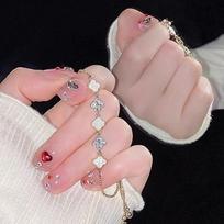 Niche Design Four-Leaf Clover Bracelet Female Hundreds Of High-Level Sense Of Fashion Light Luxury Temperament Net Red Bracelet Hand Jewelry