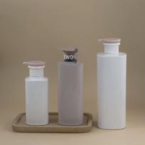 Kvadratinis PET plastiko spaudžiamas buteliukas šampūnui, dušo želė ir kūno losjonui (300/500/750ML) 300ML gray