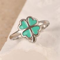 Women's Oil Pressure Ring Simple Fashion Stainless Steel Four-Leaf Clover Niche Temperament Opening Adjustable Ring One size šviesiai žalios spalvos