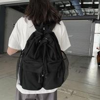 Raišteliu užtraukiami kuprinės moterims Atsitiktinė drobės ponios kuprinės Lengvas svoris Studentų peties krepšys Didelės talpos kelioninė kuprinė