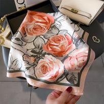 Spring/Summer Rose Print Neck Scarf Outdoor Decoration Wrap for Women Breathable 70*70cm Imitation Silk Square Scarf rožinė