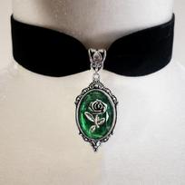 Gothic Punk Rose pakabukas Velvet Black Choker trumpas karoliai, vintažinio stiliaus kaklo papuošimas žalia