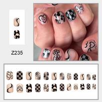 24pcs Press On Nails Short Square Simple Gray Line Strawberry French Daisy Manicure Atmospheric Fashion Wearable Nails beige