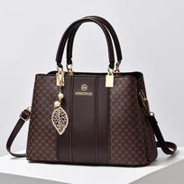 Colored shoulder bag  crossbody bag  middle-aged  large capacity  new fashion  spring and summer gray