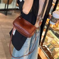 Light Luxury First-Layer Cowhide Women'S Messenger Bag, Fashionable Underarm Bag, High-End Dumpling Bag, Single Shoulder Leather Bag. ruda