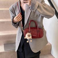 Premium Oil Wax Leather Retro Small Bag Women'S Winter Versatile Messenger Bag Portable Bowling Bag no pendant raudona