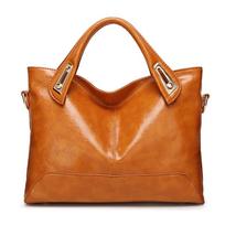 Large capacity wax oil leather bag retro style commuter shoulder bag Messenger Bag