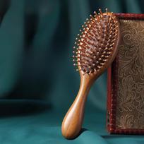 Hair Brush for Hair Growth, Natural Sandalwood Detangling Wooden Paddle Hairbrush for Massaging Scalp, for Women Men and Kids,with Ergonomic handle ruda