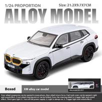Nauja 1:24 mastelio lydinio automobilio žaislinis modelis su šviesos ir garso efektais bei spyruokliniu mechanizmu, tinkamas vaikams ir kolekcionieriams, smagus ir patvarus balta