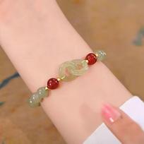 groove design ladies fashion Interlocking bracelet female best friend birthday gift safety buckle popular bracelet  Unique raudona