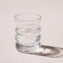 Kūrybiškas stiklinis puodelis karščiui atsparus gėrimų indas arbatai, sultims, pienui, kavai, namų vandens stiklinės, banguotas puodelis 250 ml 250ml rožinė