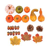 50 vnt. Rudens moliūgų dekoracijų rinkinys 30 klevo lapų 10 gilės 2 pušies kankorėžiai 8 moliūgai Dirbtinis moliūgas orange