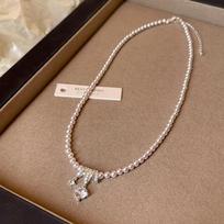 Manta rose pearl zircon pendant necklace retro light luxury collarbone chain versatile temperament high-end jewelry
