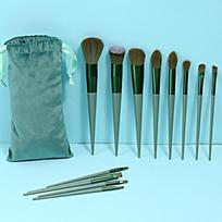 Matcha Green 13 Makeup Brushes, Four Seasons Green Highlight Bristles, Super Soft Makeup Set Brush, Cheek Brush, Red Loose Powder Contouring Brush brown