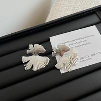 Exaggerated Personality Earrings Ginkgo Biloba Earrings Senior Sense of Temperament Versatile Earrings Earrings Earrings 1Pair sidabras
