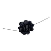 Blossom Choker Necklace for Elegant Events juoda